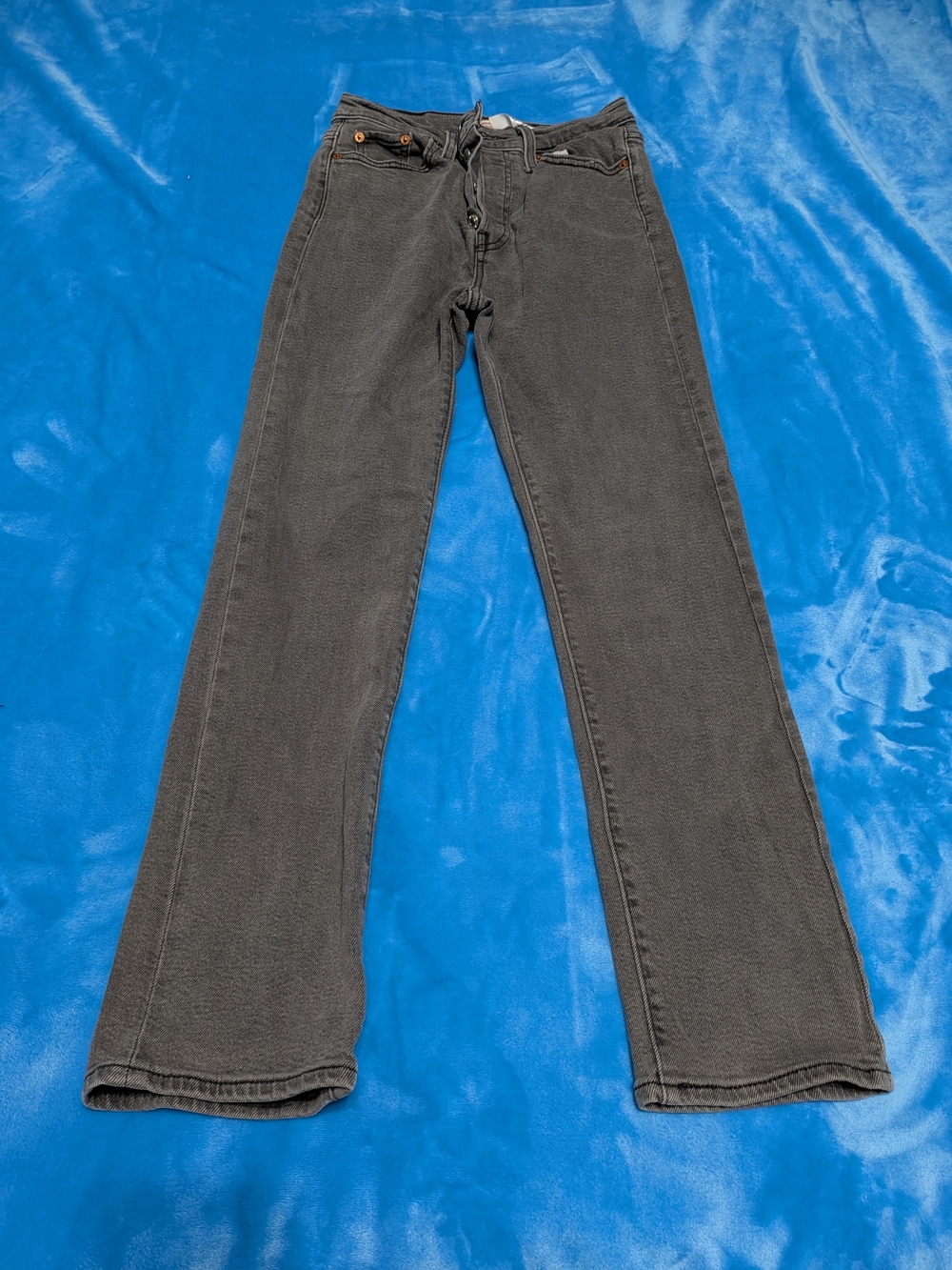 👖🩶 Retro Cool: Vintage Levi Strauss Gray Straight-Leg Jeans 🩶👖